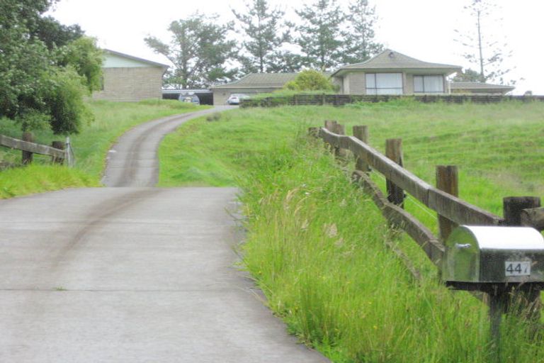 Photo of property in 447 Ponga Road, Opaheke, Papakura, 2584