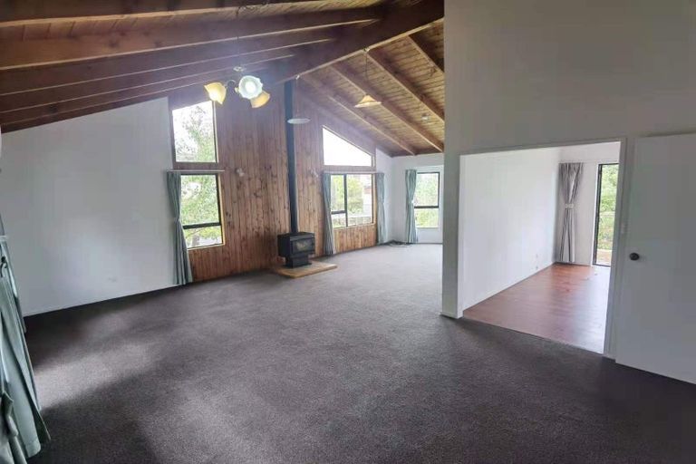 Photo of property in 36 Parr Terrace, Castor Bay, Auckland, 0620