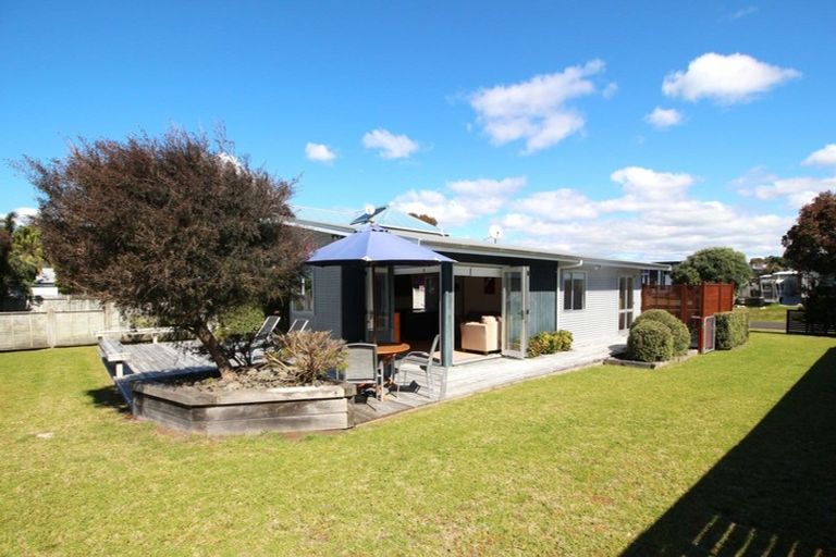 Photo of property in 170 Kowhai Avenue, Matarangi, Whitianga, 3592
