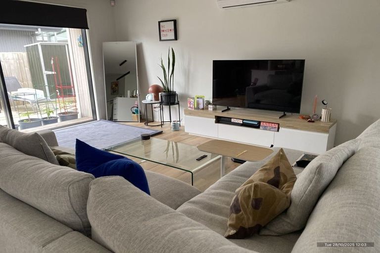 Photo of property in 30a Nile Street, Waterloo, Lower Hutt, 5011