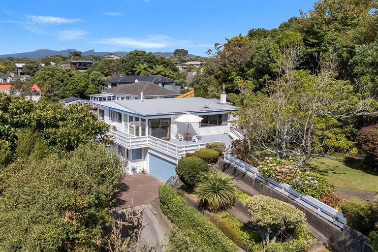 Photo of property in 10 Lawry Street, Moturoa, New Plymouth, 4310