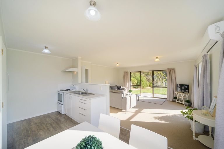 Photo of property in 5 Williams Road, Tokomaru, Palmerston North, 4474