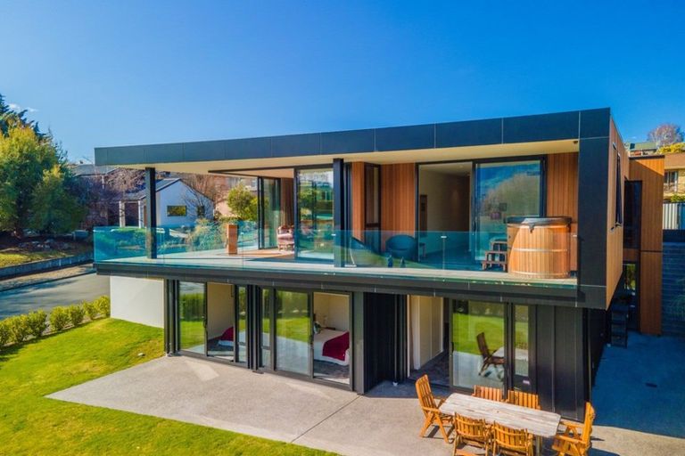 Photo of property in 221 Lakeside Road, Wanaka, 9305