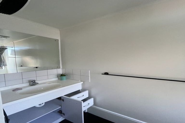 Photo of property in 61 Brynley Street, Hornby, Christchurch, 8042