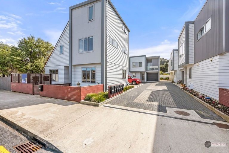 Photo of property in 1/87 Victoria Street, Alicetown, Lower Hutt, 5010