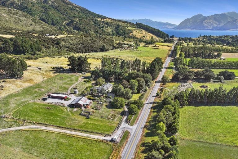 Photo of property in 1025 Lake Hawea-albert, Albert Town, Wanaka, 9382