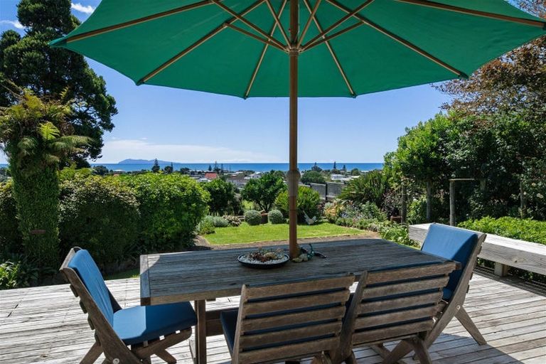 Photo of property in 27 The Crescent, Waihi Beach, 3611