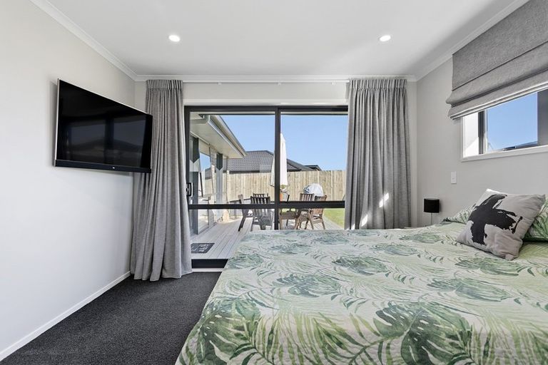 Photo of property in 15 Wai Terrace, Wharewaka, Taupo, 3330