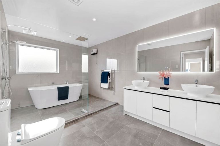 Photo of property in 47 East Belt, Rangiora, 7400