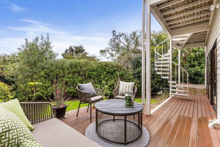 Photo of property in 49 Bellbird Rise, Murrays Bay, Auckland, 0630