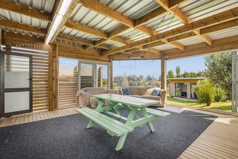 Photo of property in 24 Oliver Leighs Drive, Cooks Beach, 3591