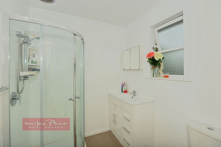 Photo of property in 9 Pukemiro Road, Te Kamo, Whangarei, 0112