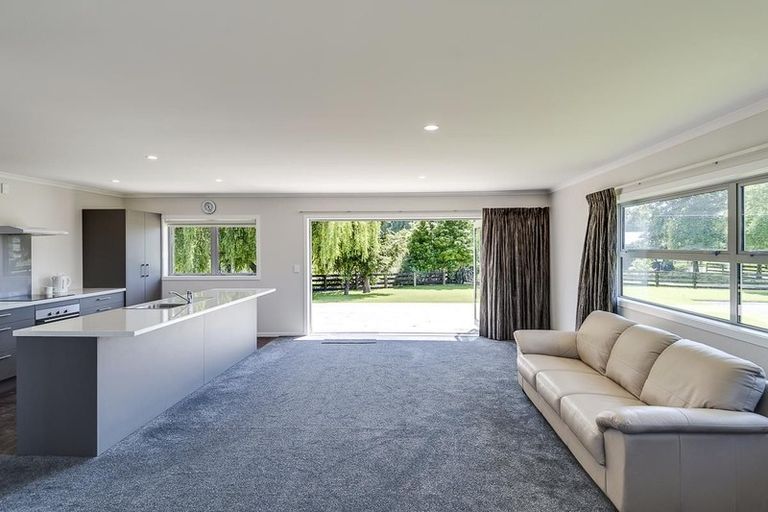 Photo of property in 35 Guy Street, Waipawa, 4210