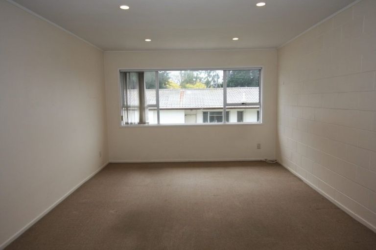 Photo of property in 6/27 Pakuranga Road, Pakuranga, Auckland, 2010