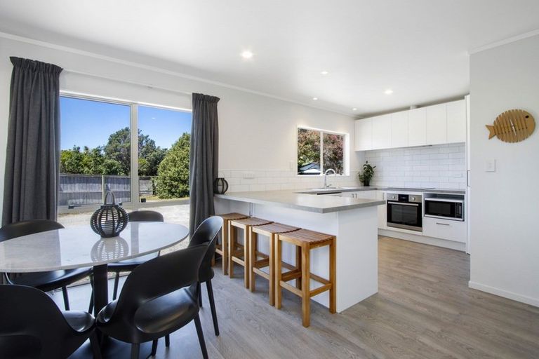 Photo of property in 32 Papaunahi Road, Bowentown, Katikati, 3177