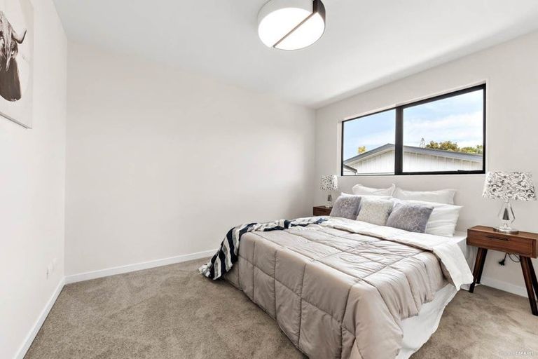 Photo of property in 37b Kingdale Road, Henderson, Auckland, 0610