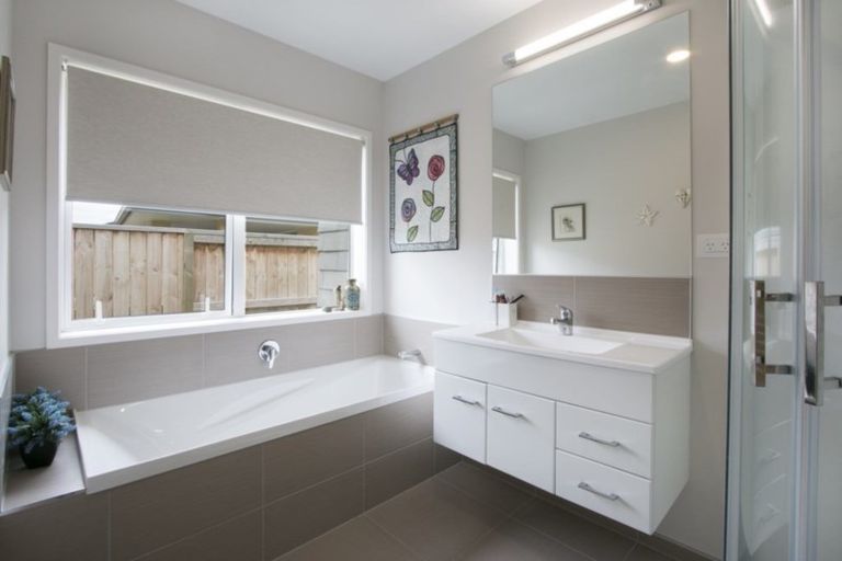 Photo of property in 12 Nolan Place, Katikati, 3129