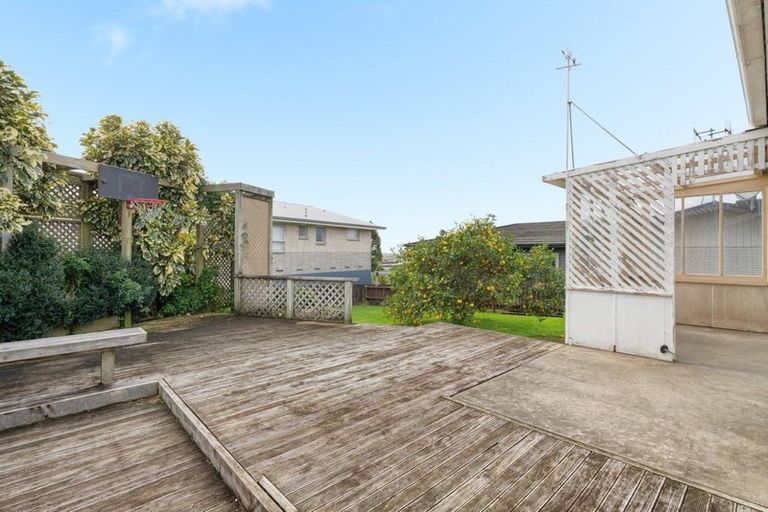 Photo of property in 22 Keilor Road, Otumoetai, Tauranga, 3110
