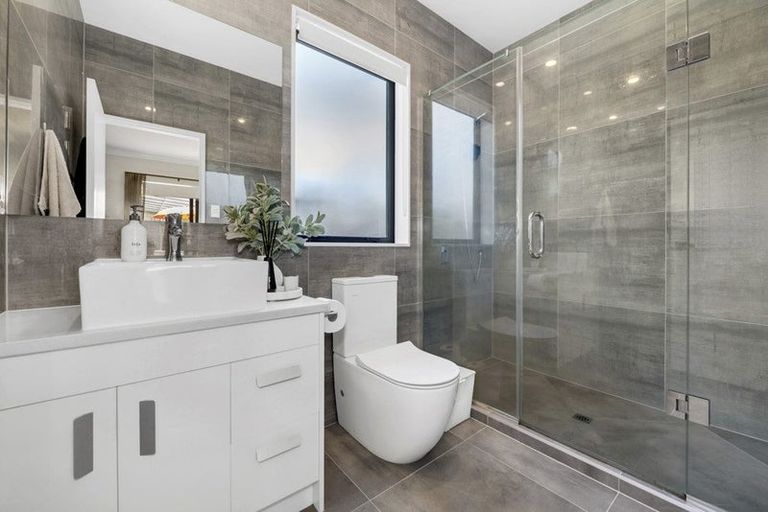 Photo of property in 8 Lavey Road, Flat Bush, Auckland, 2019