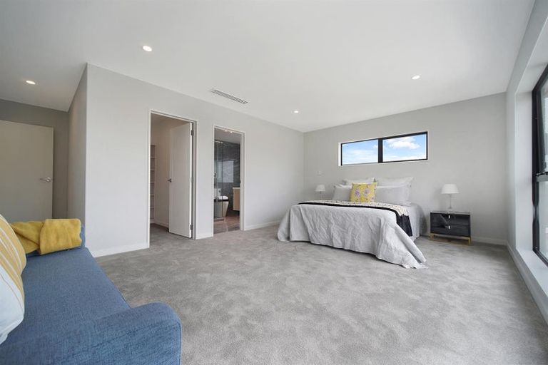 Photo of property in 16 Lumber Rise, Swanson, Auckland, 0614