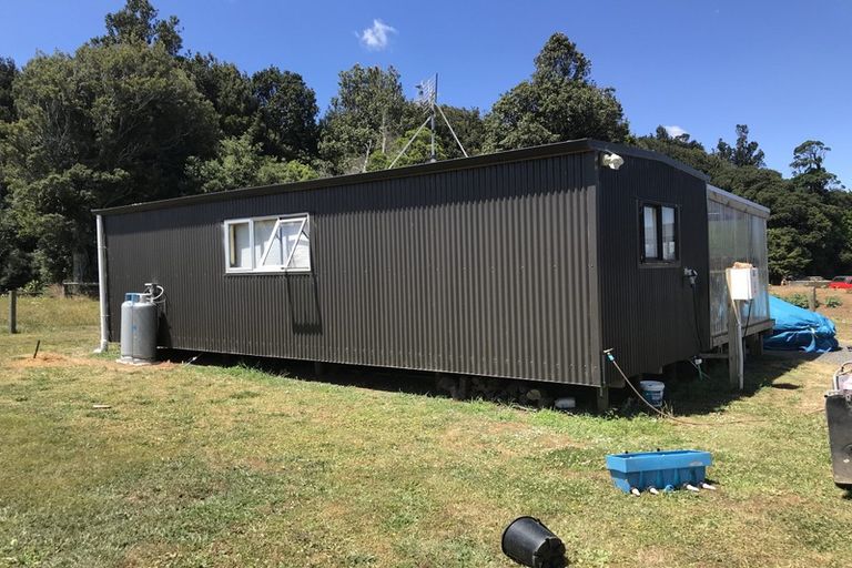 Photo of property in 20 Mile Bush Road, Pukekawa, Tuakau, 2696