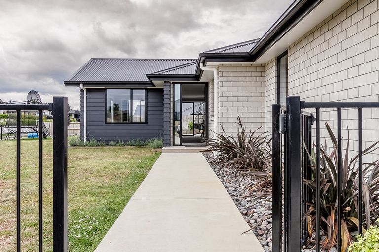 Photo of property in 1 Windermere Drive, Te Awamutu, 3800