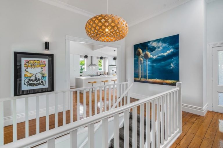 Photo of property in 36 Albert Road, Devonport, Auckland, 0624