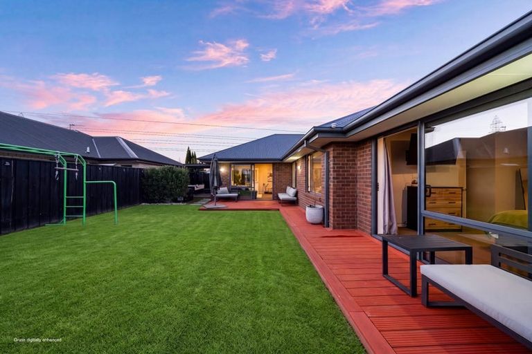 Photo of property in 37 Parklea Avenue, Halswell, Christchurch, 8025