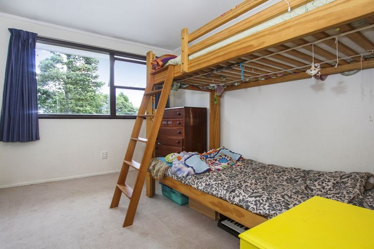 Photo of property in 30 Rimutaka Place, Titirangi, Auckland, 0604