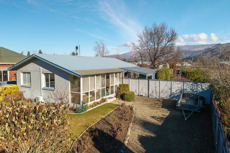 Photo of property in 83 Hazlett Street, Clyde, 9330