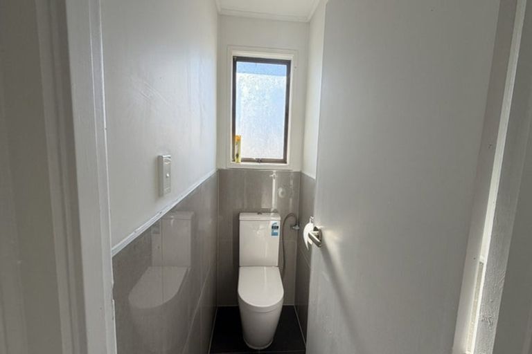 Photo of property in 57 Catkin Crescent, Papatoetoe, Auckland, 2025