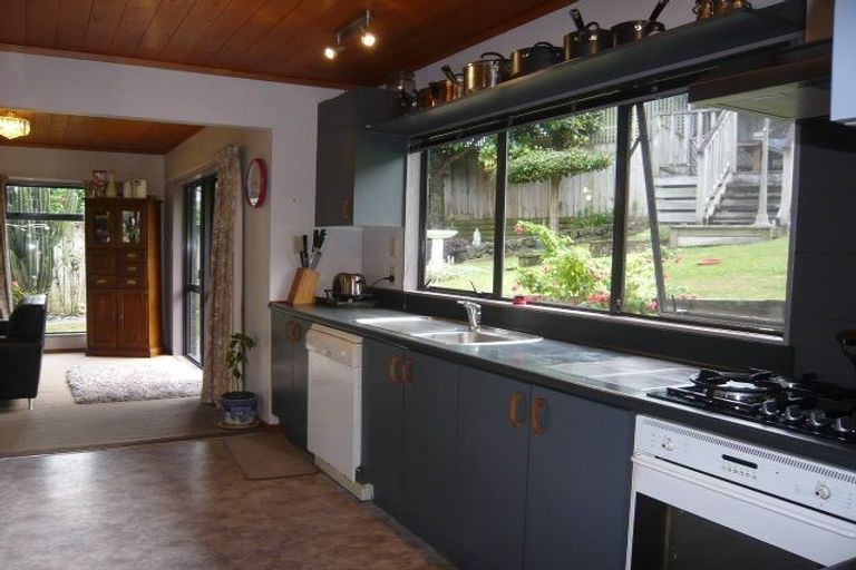 Photo of property in 18 Silhouette Way, Western Heights, Hamilton, 3200