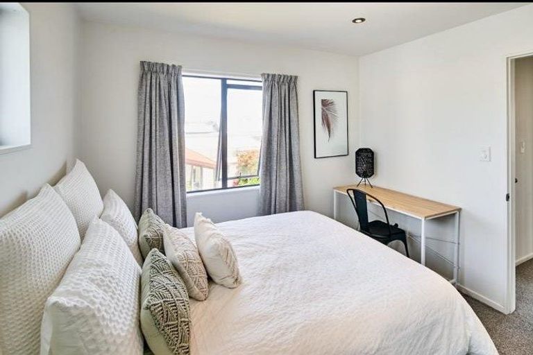 Photo of property in 28 Caledonia Street, Miramar, Wellington, 6022