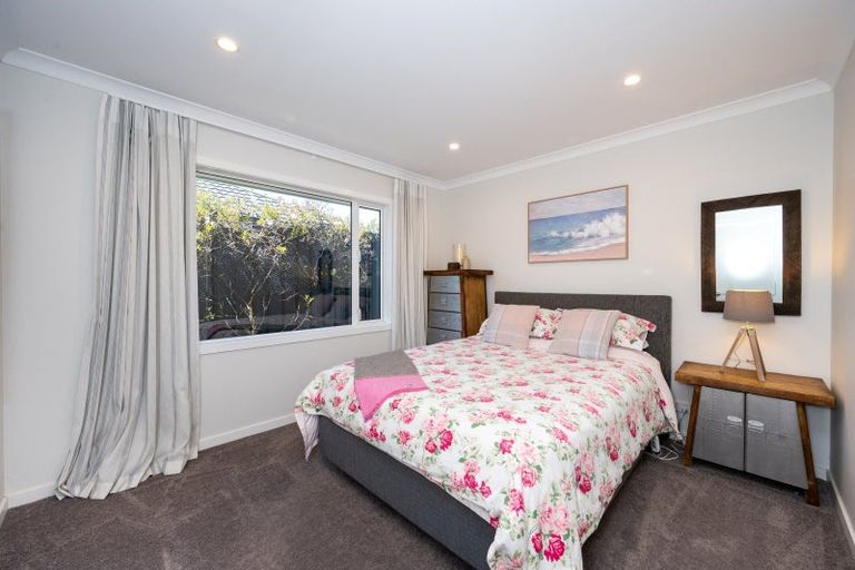 Photo of property in 7d Whakatomo Place, Havelock North, 4130
