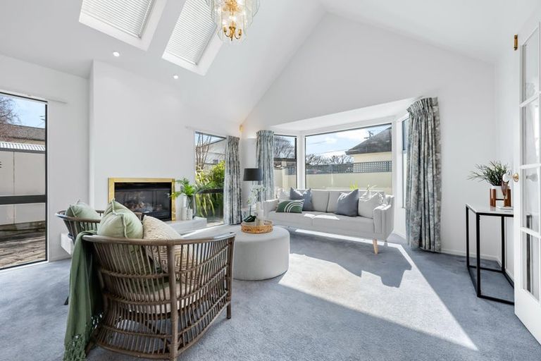 Photo of property in 2/94 Pretoria Street, Hutt Central, Lower Hutt, 5010