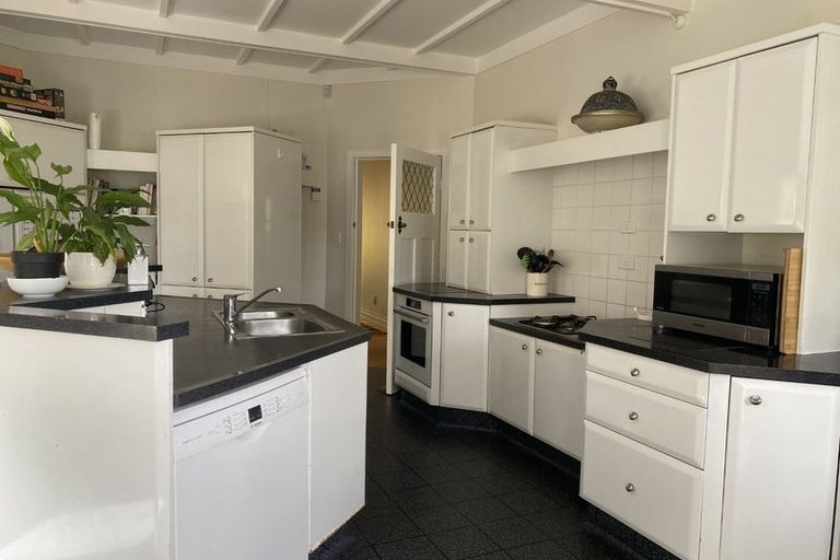 Photo of property in 2 Balquhidder Road, Hospital Hill, Napier, 4110