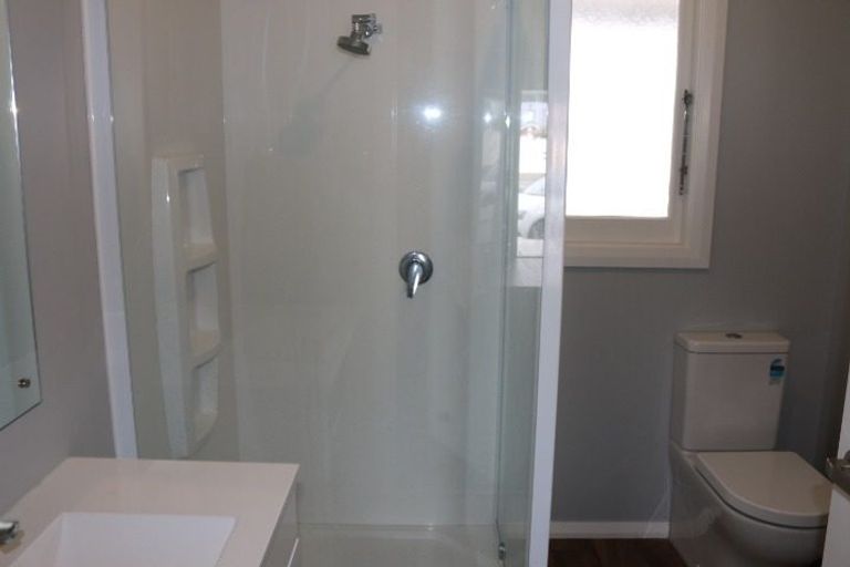 Photo of property in 437 Featherston Street, Palmerston North, 4414