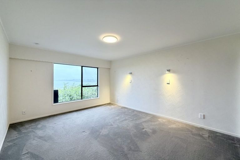 Photo of property in 2/14 Taharoto Road, Takapuna, Auckland, 0622