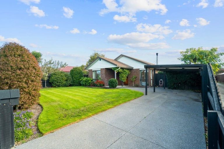 Photo of property in 1/137 Gilberthorpes Road, Hei Hei, Christchurch, 8042