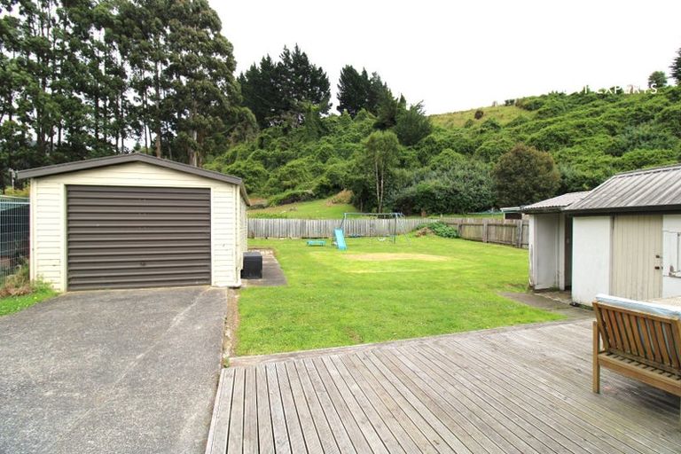 Photo of property in 89 Blanket Bay Road, Sawyers Bay, Port Chalmers, 9023