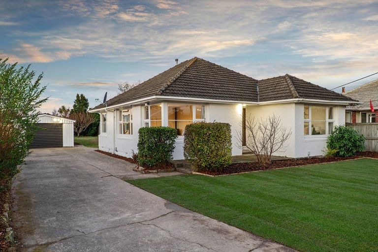 Photo of property in 221 Breezes Road, Aranui, Christchurch, 8061