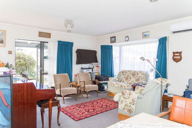Photo of property in 23d Victoria Avenue, Dannevirke, 4930