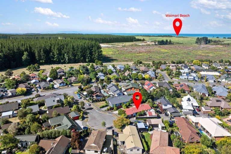 Photo of property in 7 Ludlow Place, Parklands, Christchurch, 8083