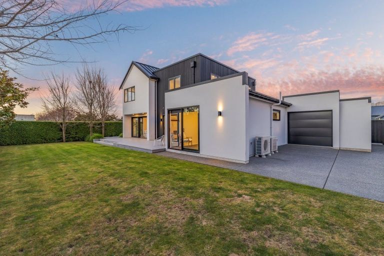 Photo of property in 2 Quarters Place, Halswell, Christchurch, 8025