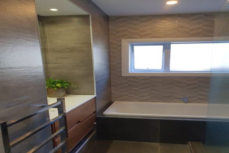 Photo of property in 72 Birchfield Avenue, Dallington, Christchurch, 8061