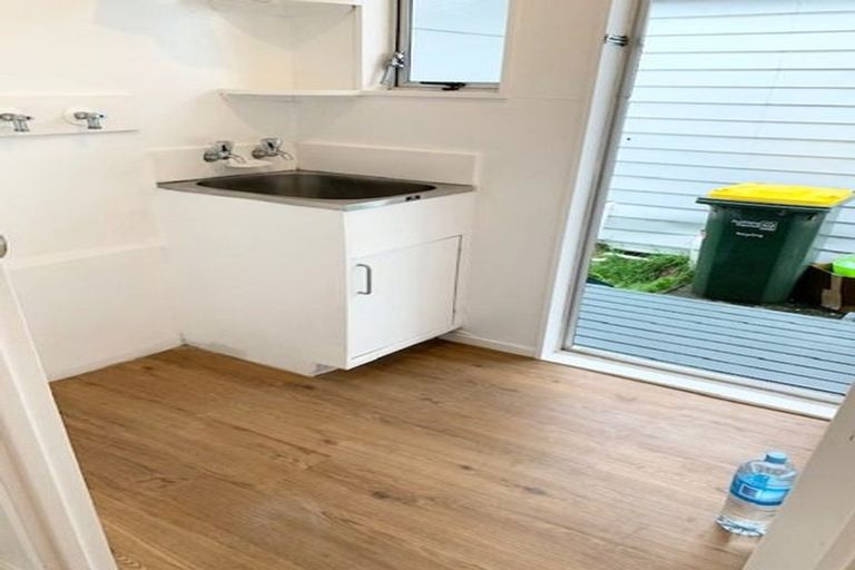 Photo of property in 153a Bruce Mclaren Road, Henderson, Auckland, 0612