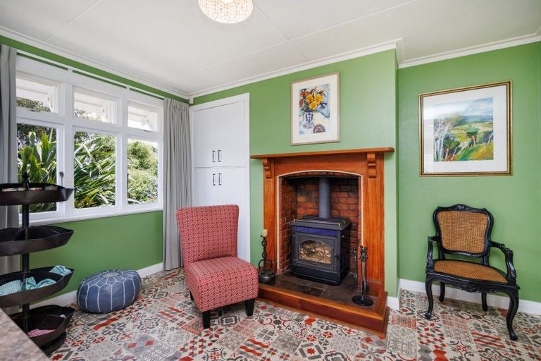 Photo of property in 6 Griffins Road, Marton, 4788