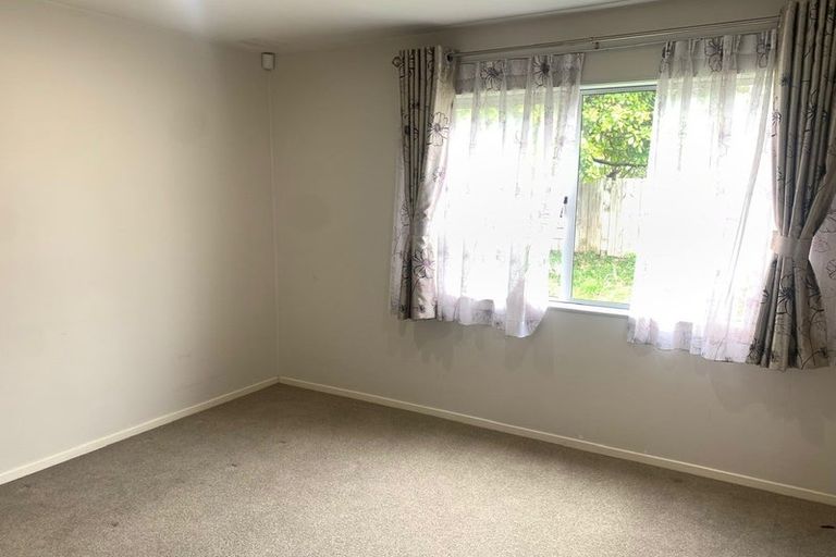 Photo of property in 25 Schnapper Rock Road, Greenhithe, Auckland, 0632