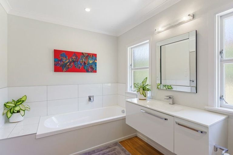 Photo of property in 85 Rimu Road, Raumati Beach, Paraparaumu, 5032