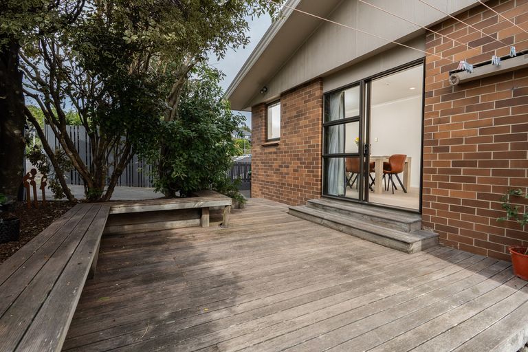 Photo of property in 40 Shandon Road, Vauxhall, Dunedin, 9013